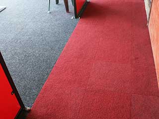 Spike Range Carpet Tile Kingston Grey with Claret